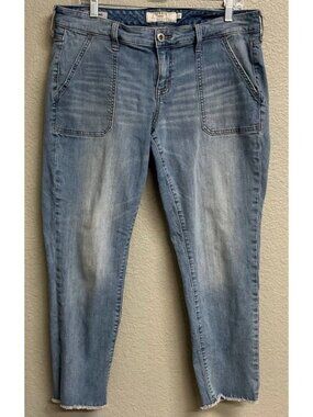 Torrid Jeans Crop Boyfriend Light Wash Women’s Size 12 Stretch